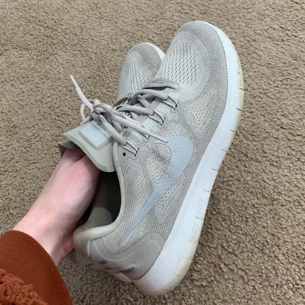Nike free runs